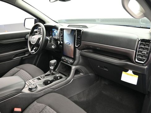 New 2025 Ford Ranger XLT w/ Equipment Group 301A High image 32