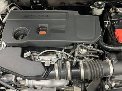 Used 2021 Honda Accord Touring image 28
