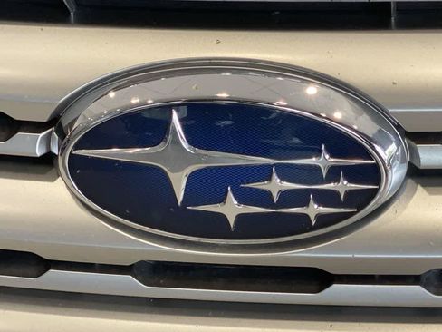 Used 2015 Subaru Outback 3.6R Limited AWD/4WD image 10
