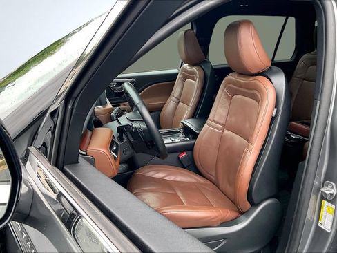 Certified 2023 Lincoln Aviator Reserve w/ Equipment Group 201A RWD image 22