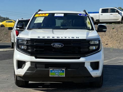 Certified 2025 Ford Expedition Max Active AWD/4WD image 9