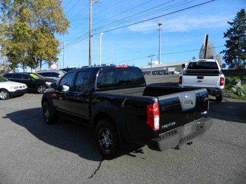 Used 2012 Nissan Frontier SV image 6