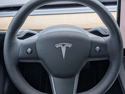 Used 2023 Tesla Model 3 Standard Range RWD image 14