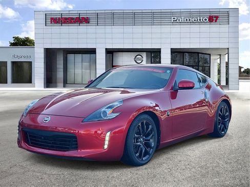 Certified 2020 Nissan 370Z Coupe image 3
