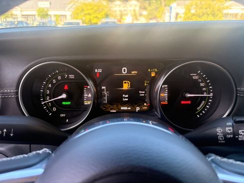 Used 2023 Jeep Wrangler Unlimited Sahara w/ Cold Weather Group AWD/4WD image 19