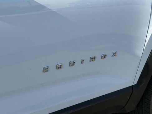 Used 2026 Chevrolet Equinox LT FWD image 8