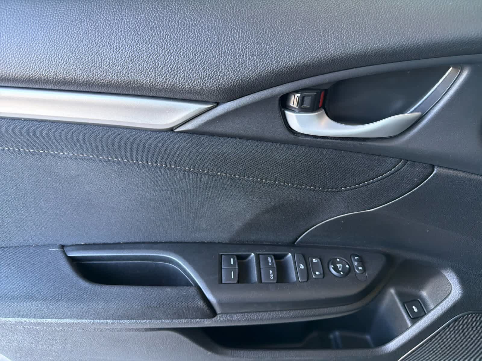Used 2021 Honda Civic EX image 12