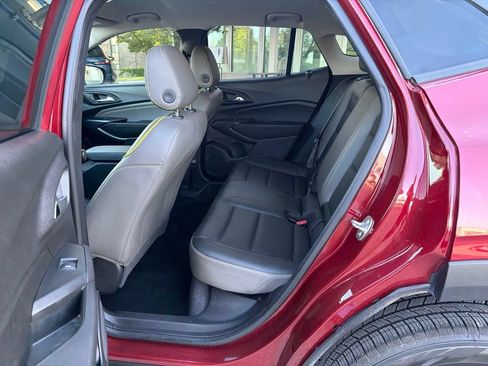 Used 2024 Chevrolet Trax ACTIV FWD image 12