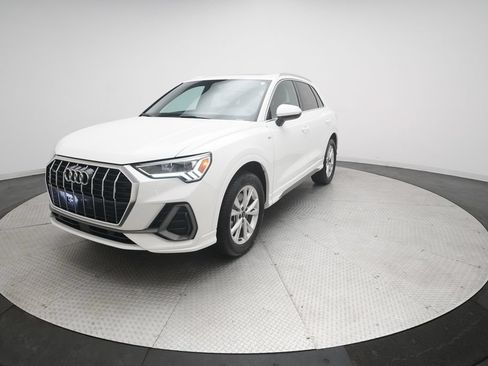 Used 2025 Audi Q3 2.0T Premium AWD/4WD image 12