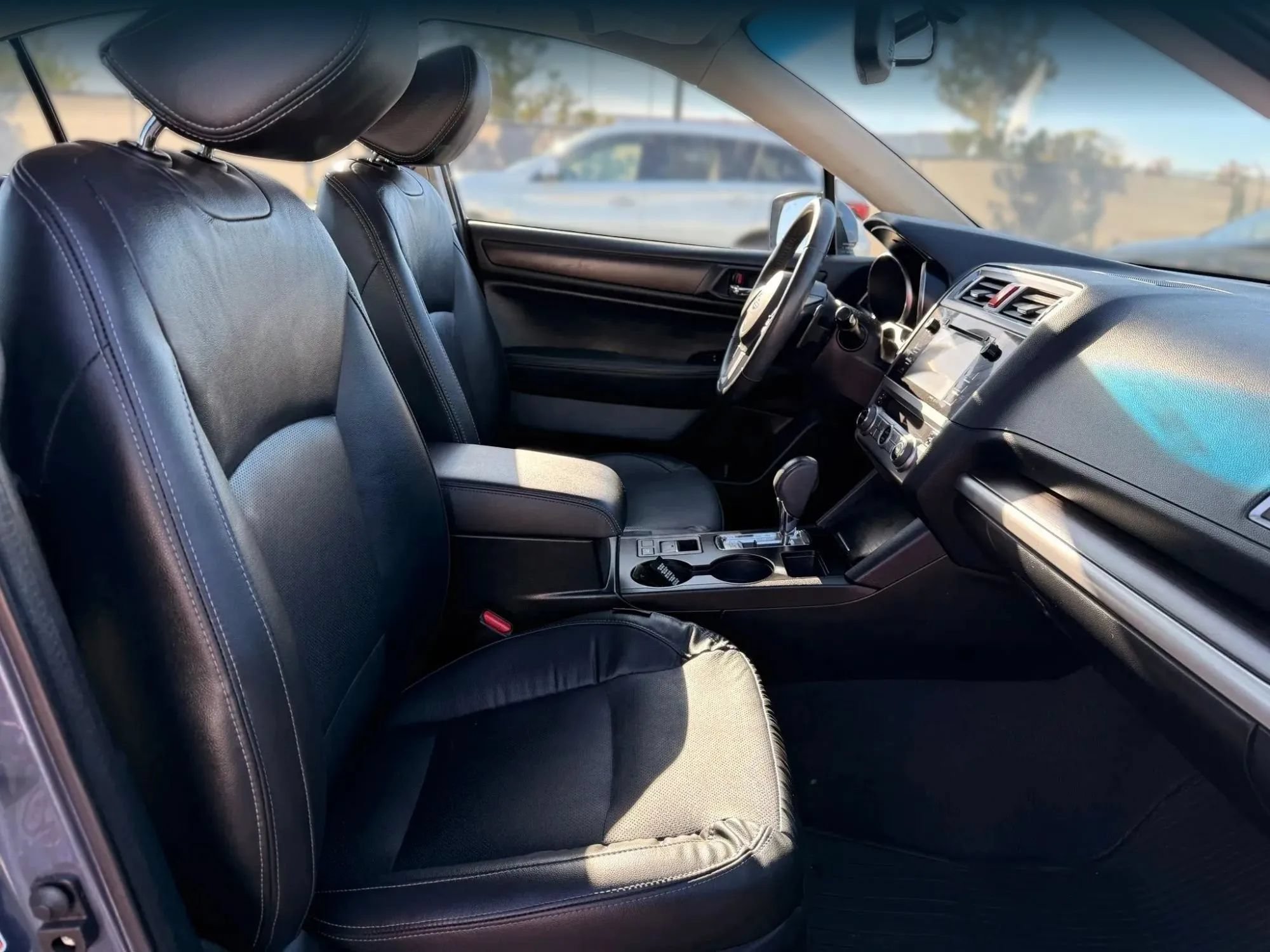 Used 2016 Subaru Legacy 2.5i Limited AWD/4WD image 18