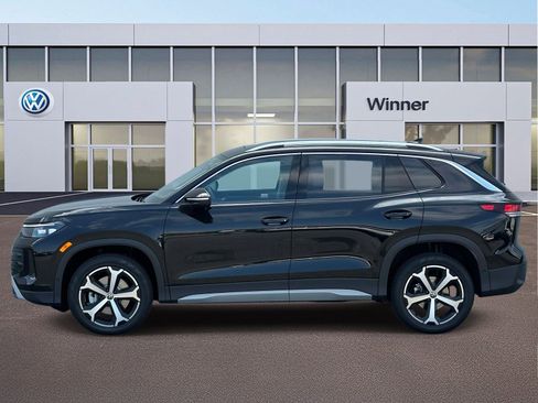 New 2026 Volkswagen Tiguan SE AWD/4WD image 2