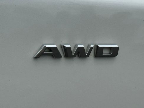 Certified 2023 Cadillac XT5 Premium Luxury w/ Technology Package AWD/4WD image 12
