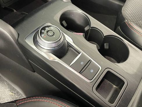 Used 2024 Ford Escape ST-Line Elite AWD/4WD image 9