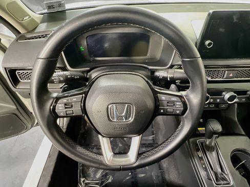 Used 2023 Honda Civic Touring image 11