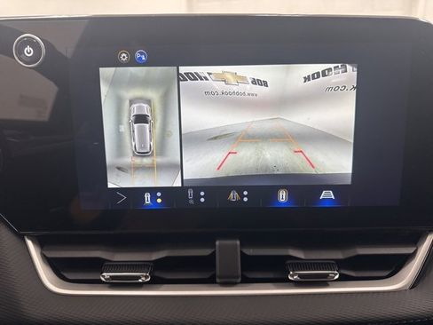 New 2026 Chevrolet Equinox LT w/ Convenience Package II image 17