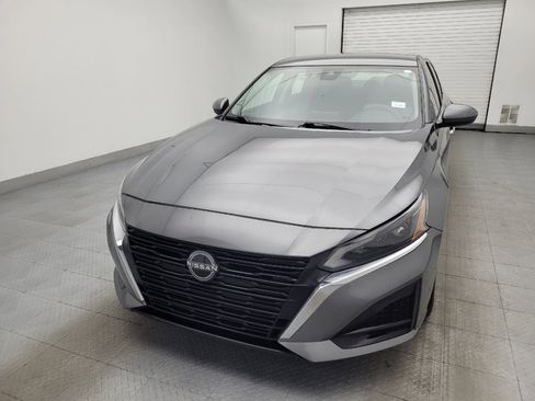 Used 2023 Nissan Altima 2.5 SV image 15