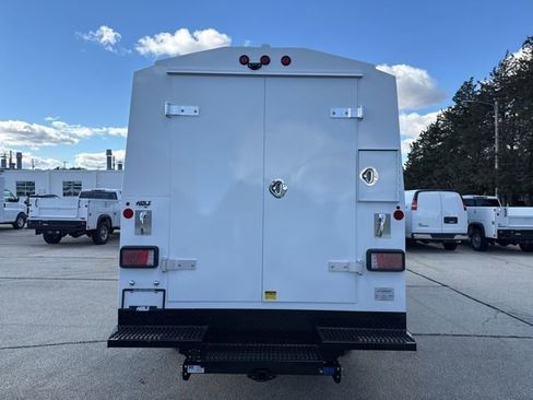 New 2025 Chevrolet Express 3500 w/ Power Convenience Package RWD image 5