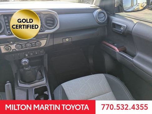 Certified 2021 Toyota Tacoma TRD Off-Road image 17