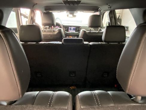 Used 2022 Dodge Durango GT AWD/4WD image 16
