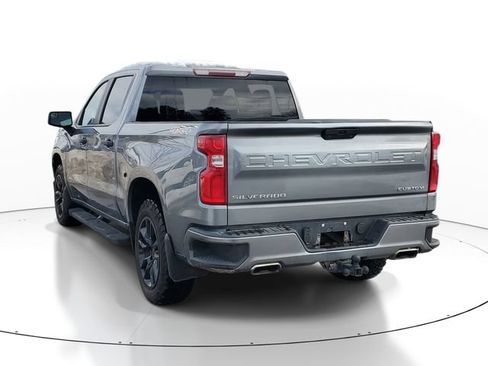 Used 2019 Chevrolet Silverado 1500 Custom w/ Custom Convenience Package AWD/4WD image 3