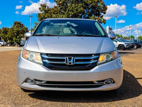 Used 2015 Honda Odyssey Touring image 3