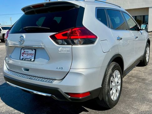 Used 2017 Nissan Rogue S w/ S Appearance Package AWD/4WD image 19