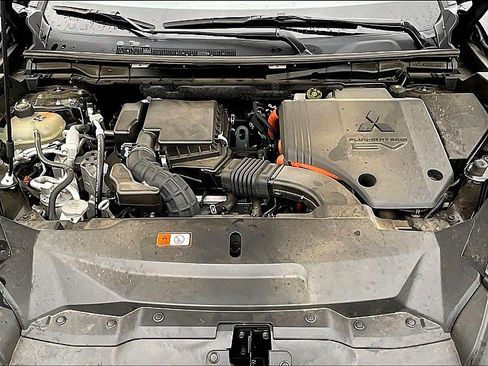 Used 2023 Mitsubishi Outlander SEL AWD/4WD image 12
