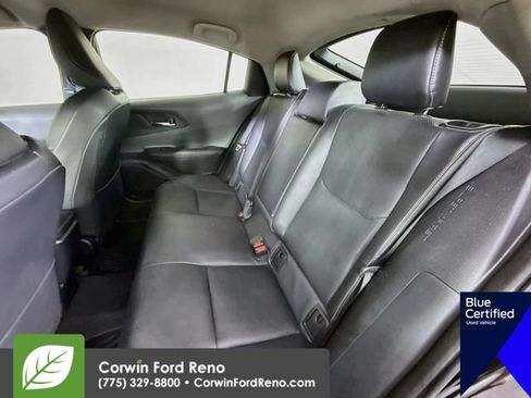 Used 2025 Toyota Prius XLE AWD/4WD image 27