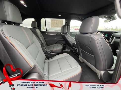 New 2026 GMC Acadia AT4 w/ Luxury Package image 19