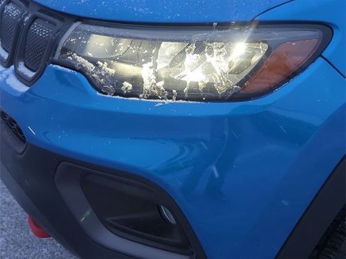 Certified 2022 Jeep Compass Trailhawk image 9