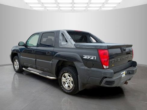 Used 2005 Chevrolet Avalanche Z71 w/ Preferred Equipment Group image 6