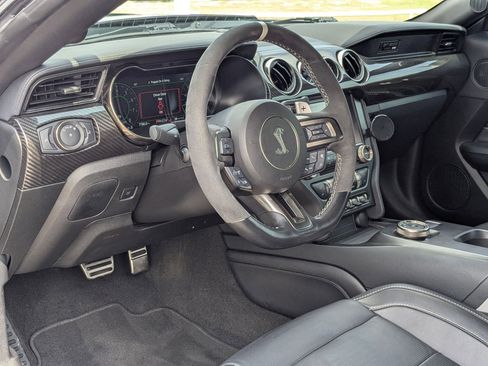 Used 2021 Ford Mustang Shelby GT500 w/ Technology Package image 10