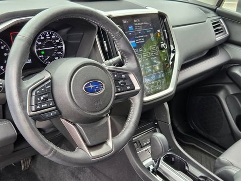Used 2023 Subaru Ascent Limited AWD/4WD image 8