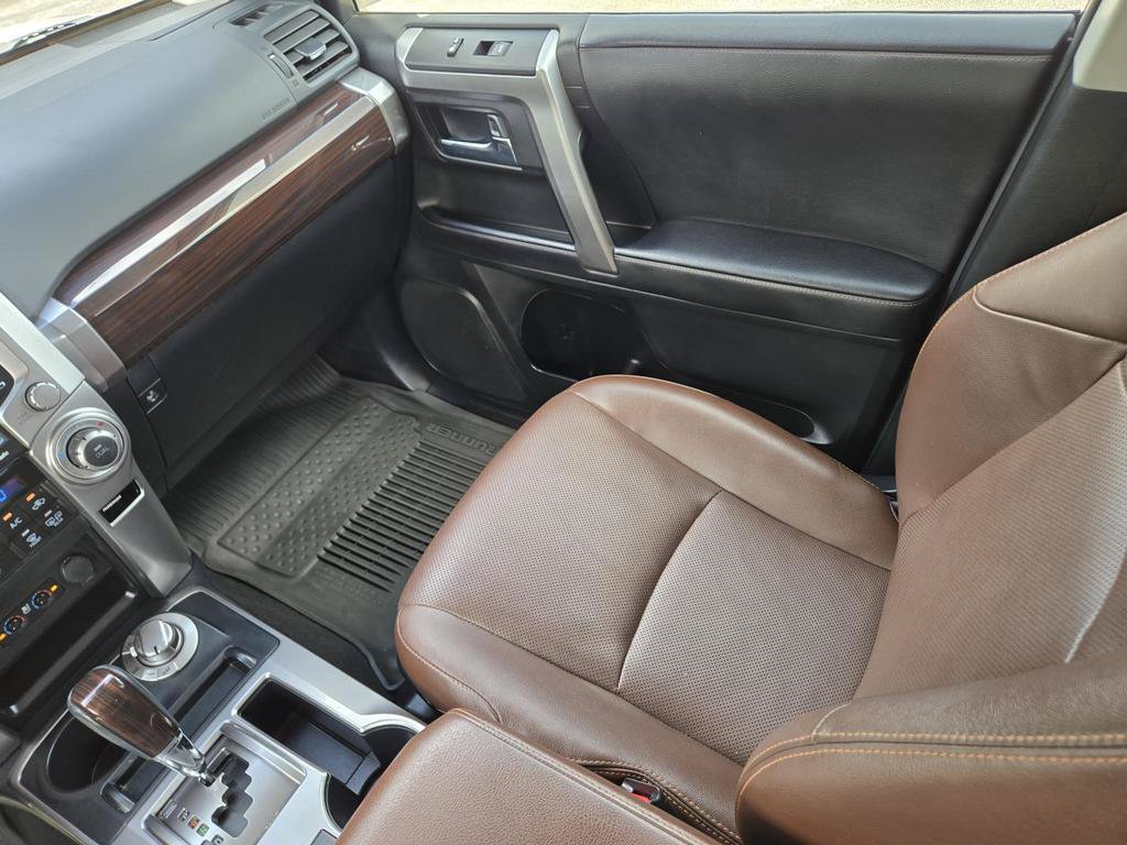 Used 2023 Toyota 4Runner Limited AWD/4WD image 20