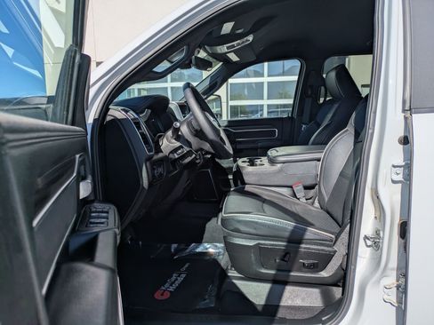 Used 2025 RAM 2500 Laramie AWD/4WD image 18