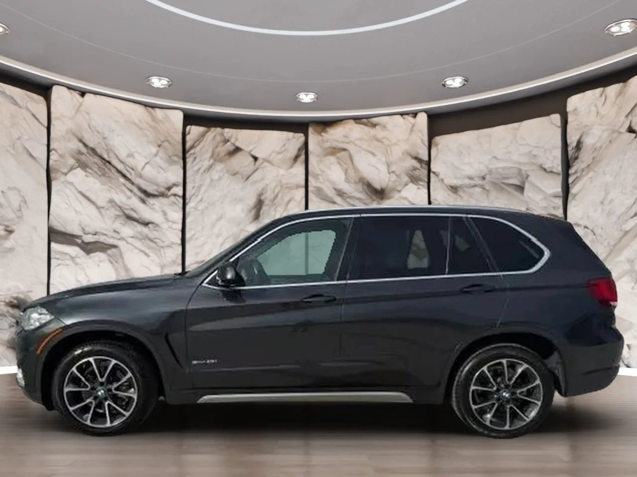 Used 2017 BMW X5 sDrive35i RWD image 2