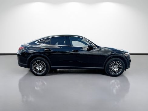 Used 2026 Mercedes-Benz GLC 300 4MATIC image 2