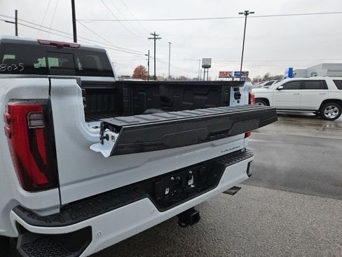 New 2026 GMC Sierra 3500 Denali w/ Denali Reserve Package image 12