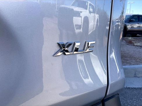 Used 2025 Toyota RAV4 XLE image 8