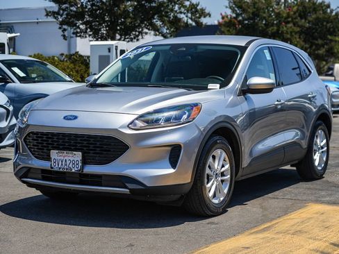 Certified 2021 Ford Escape SE FWD image 6