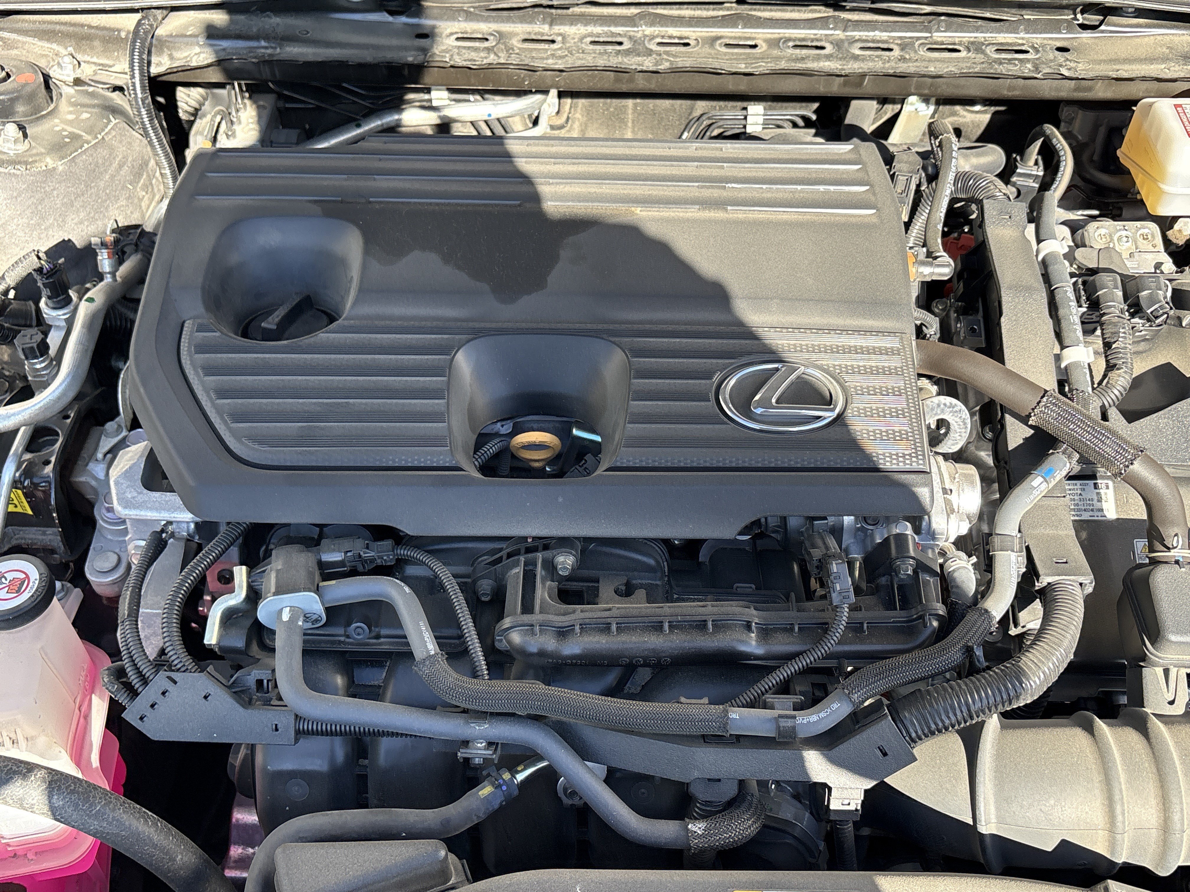 Used 2025 Lexus ES 300h w/ Premium Package FWD image 6