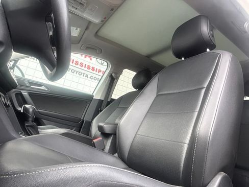 Used 2020 Volkswagen Tiguan SE FWD image 10