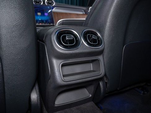 New 2025 Mercedes-Benz GLC 300 image 21