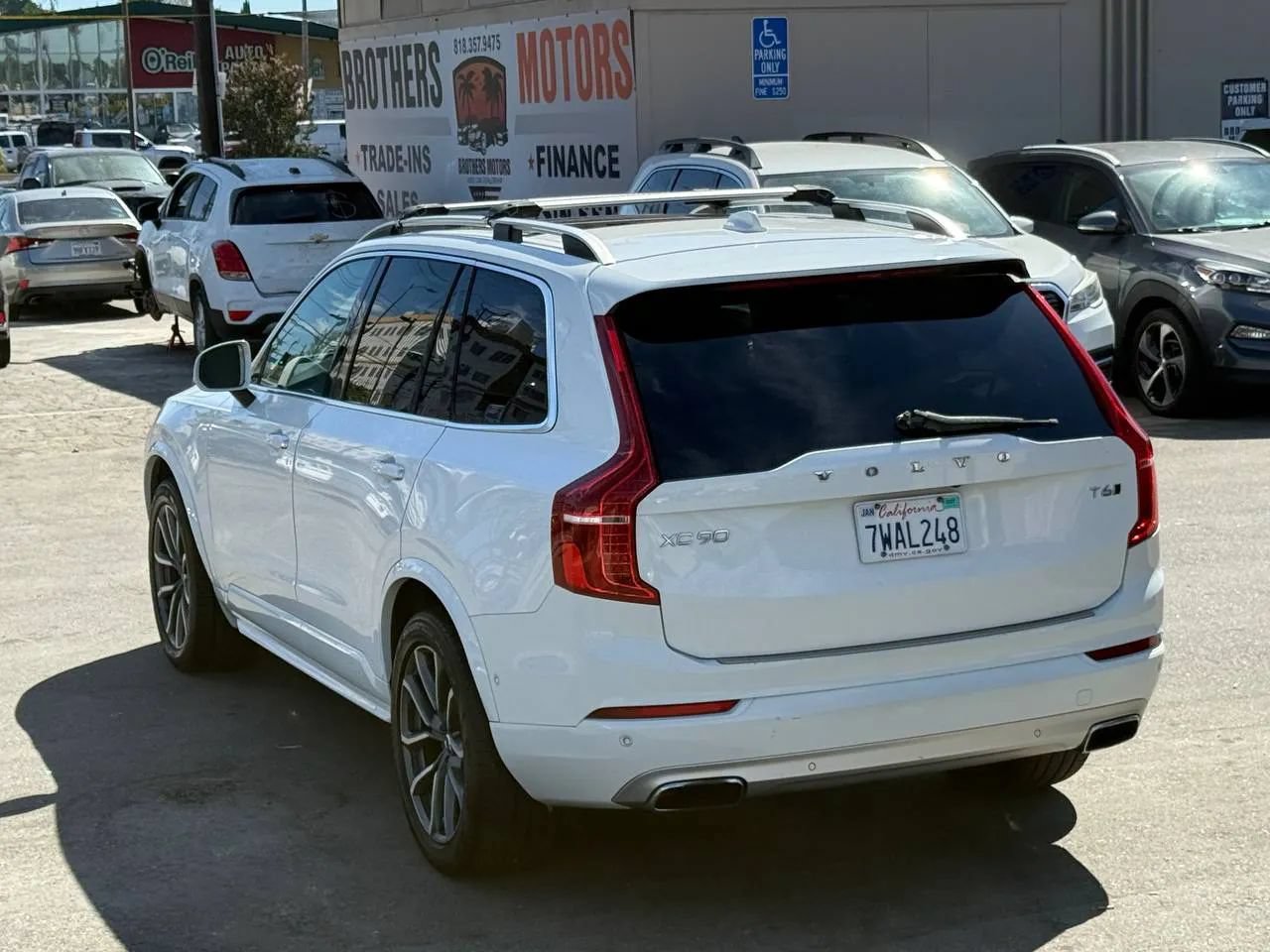 Used 2017 Volvo XC90 T6 Momentum w/ Vision Package AWD/4WD image 19