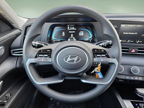 New 2026 Hyundai Elantra SE image 16