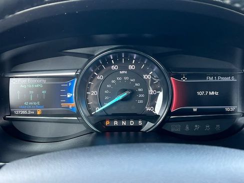 Used 2018 Ford Explorer XLT w/ Equipment Group 202A AWD/4WD image 20