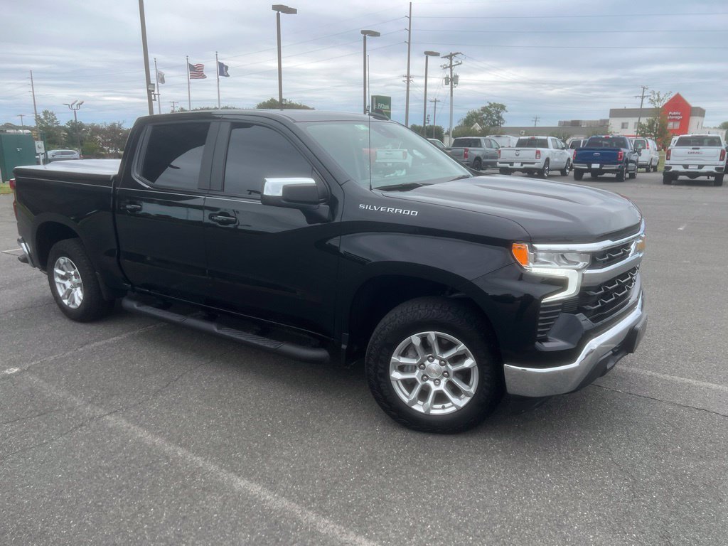 Certified 2023 Chevrolet Silverado 1500 LT RWD image 4