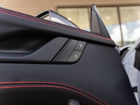 Certified 2026 Porsche 911 GT3 RWD image 38