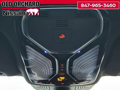 Used 2022 BMW 750i xDrive w/ Executive Package image 23