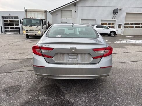 Used 2018 Honda Accord EX image 3